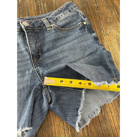 Seven7 Denim Shorts Size 8 Medium Wash Cutoff Raw Hem Stretch Jean Shorts - Picture 7 of 7